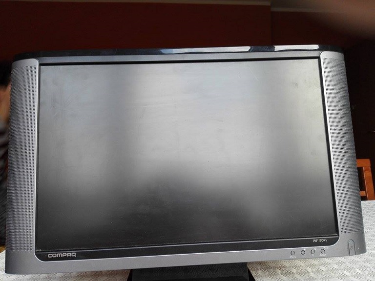 monitor1.jpg