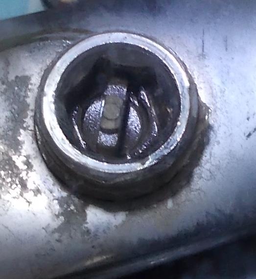 miscelatore vasca bagno deviatore sotto DSCN1657_2.JPG