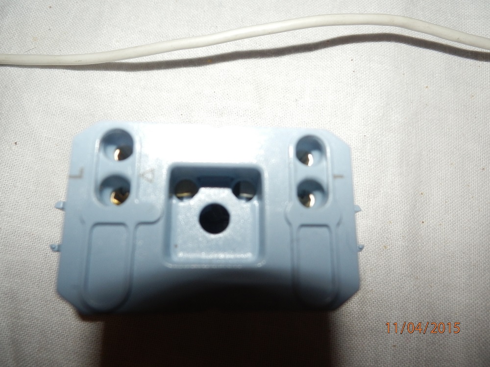 interruttore - morsetti.JPG