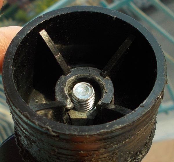 mobile tv letto ruota DSCN4132_2.JPG