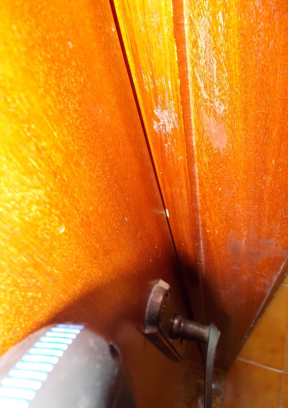 stipite sistemato, porta avanzata DSCN4476_2.JPG