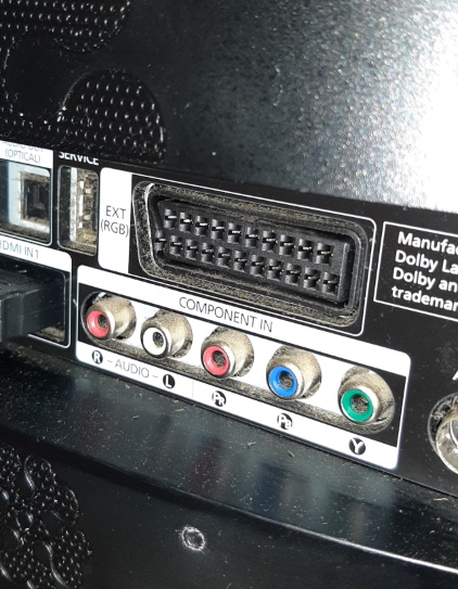 TV Samsung retro.jpg