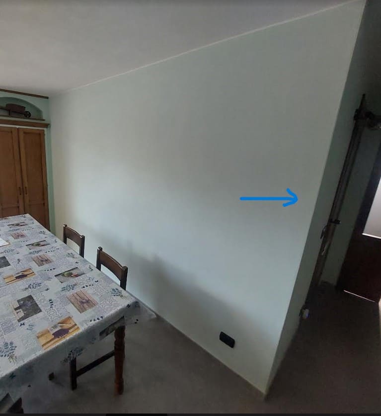 parete tavernetta.jpg