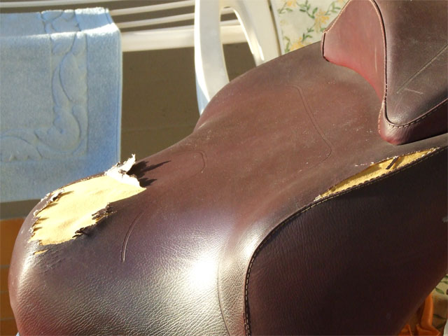 Seat of my Aprilia Scarabeo ruined by the sun