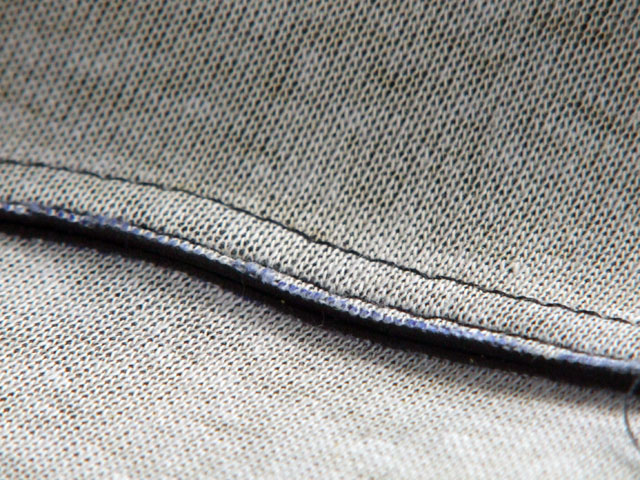 Detail of the second seam made on the edges of the motorcycle seat