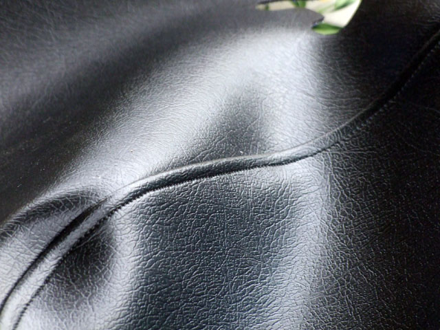 Detail of the seams seen from the outside