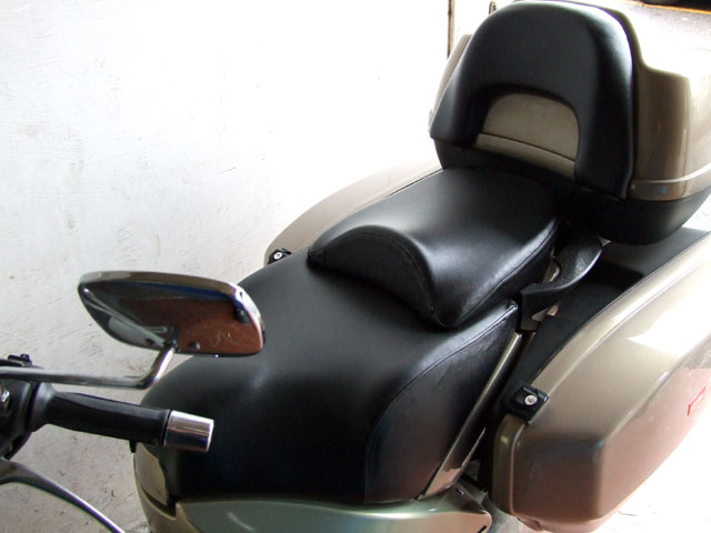 Final result of the reupholstered seat