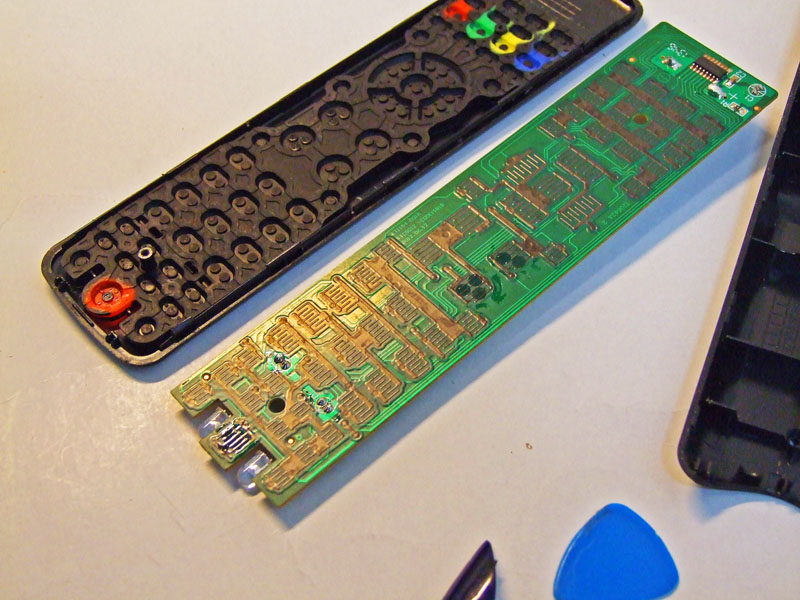 I componenti del telecomando smontato