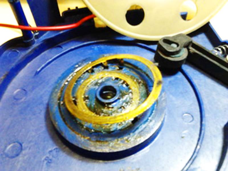 Detail of the broken sled