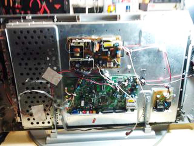 Detail of the inside of the TV