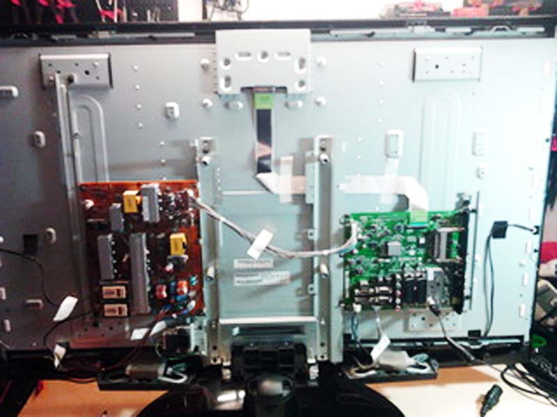 Detail of the inside of the TV