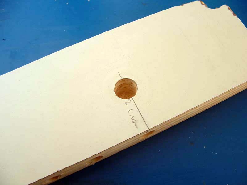 Foro per ospitare il barilotto Foro per ospitare il barilotto