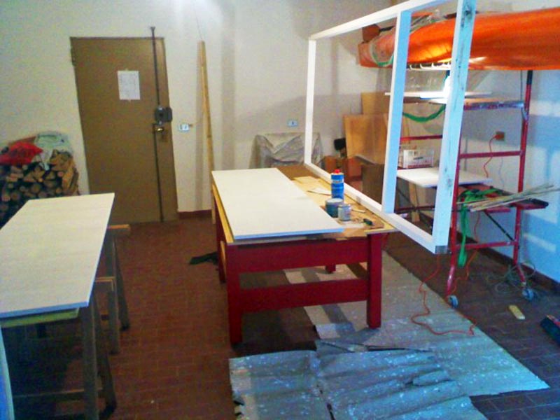 Testing the doors on the frame Testing the doors on the frame