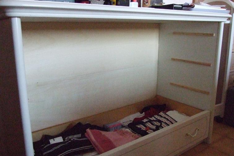 Guide cassetti in legno da lubrificare se il cassetto non scorre Guide cassetti in legno da lubrificare se il cassetto non scorre