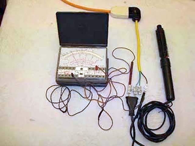 Misurazione della corrente in un circuito a corrente alternata Misurazione della corrente in un circuito a corrente alternata