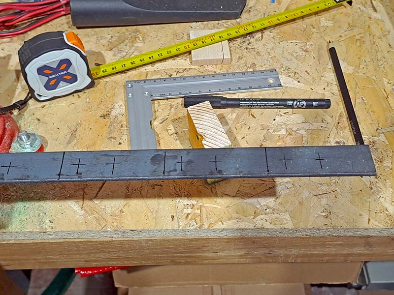 To build the limit switches I used an iron profile To build the limit switches I used an iron profile