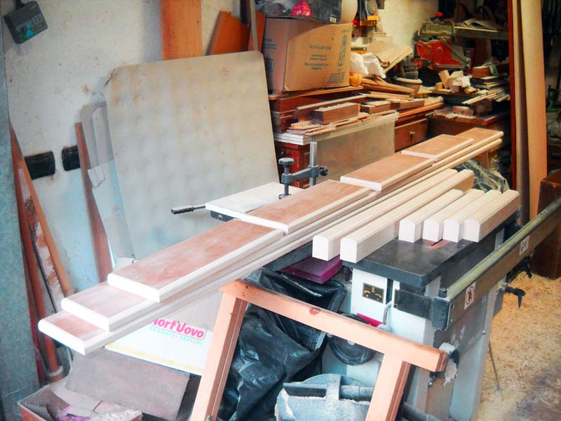 Finishing the uprights and fronts with the milling cutter