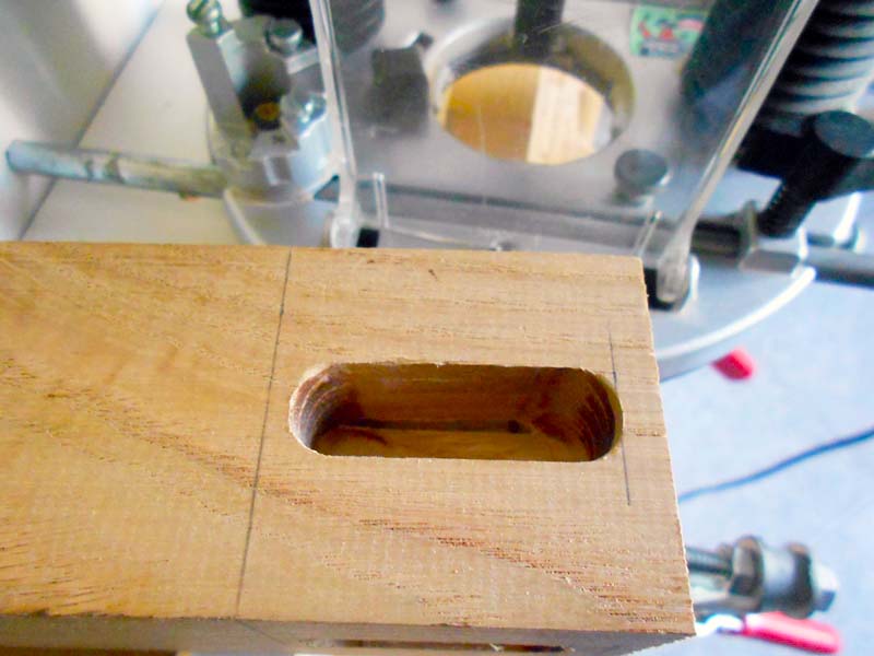 Prova mortasa fatta utilizzando il jig su un pezzo di scarto