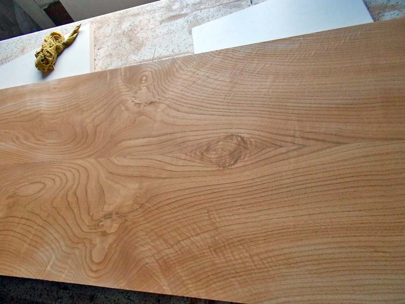 Dettaglio delle venature del legno di castagno