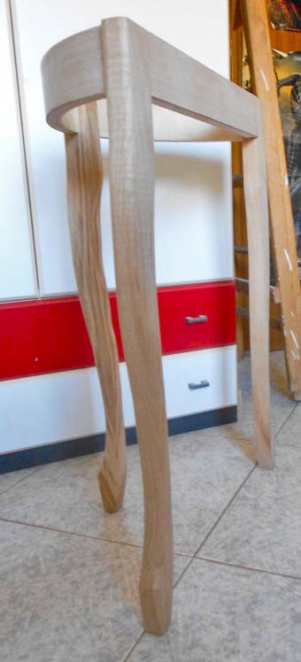 Base del tavolinetto completata (1) Base del tavolinetto completata (1)