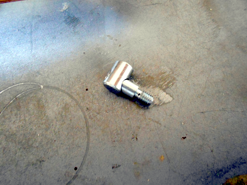 Giunzione a perno e barilotto